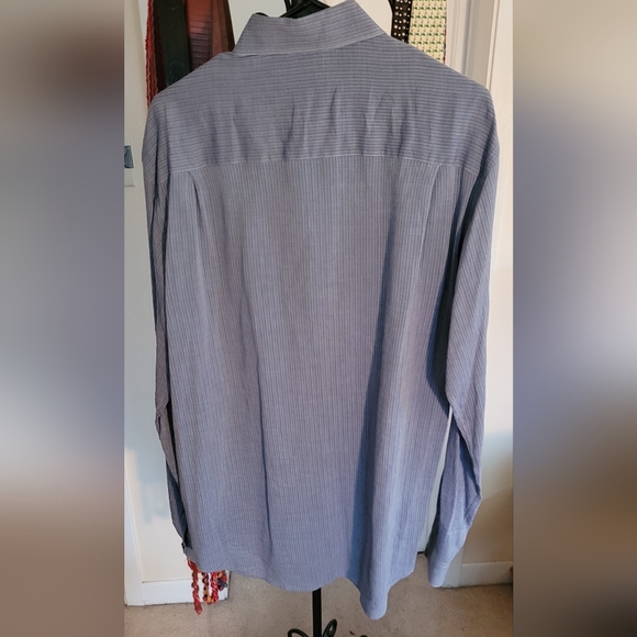 Vintage Giorgio Armani Le Collezione Button-Up Shirt - Picture 9 of 10